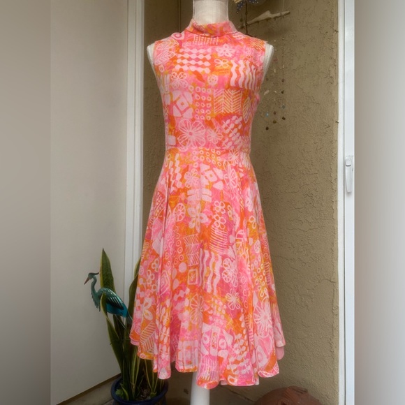 jan sue of california Dresses & Skirts - vintage 60s jan sue of california day dress cotton dress mock neck psychedelic